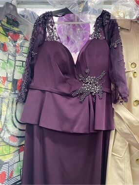 Elegant Beaded Peplum Evening Dress - Purple